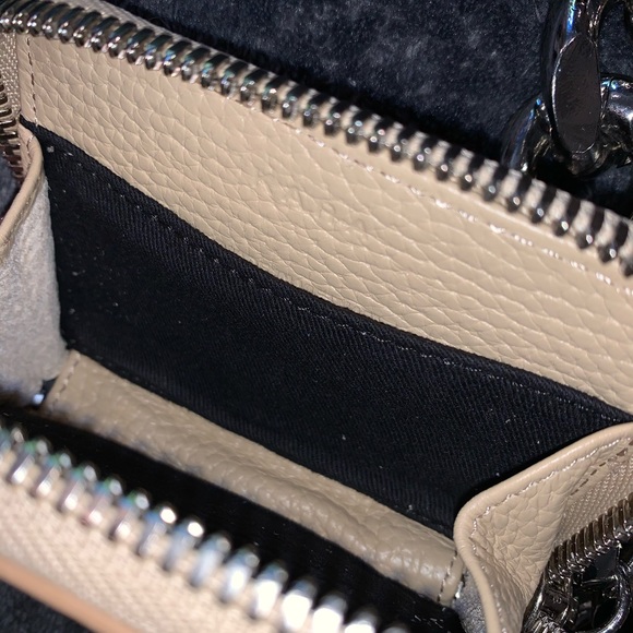 KARA NYC Biker wallet with XL chain - Picture 5 of 12